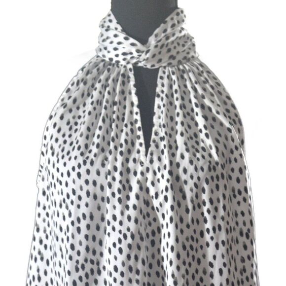 Banana Republic Black & White Halter Top Size Small - Picture 2 of 7